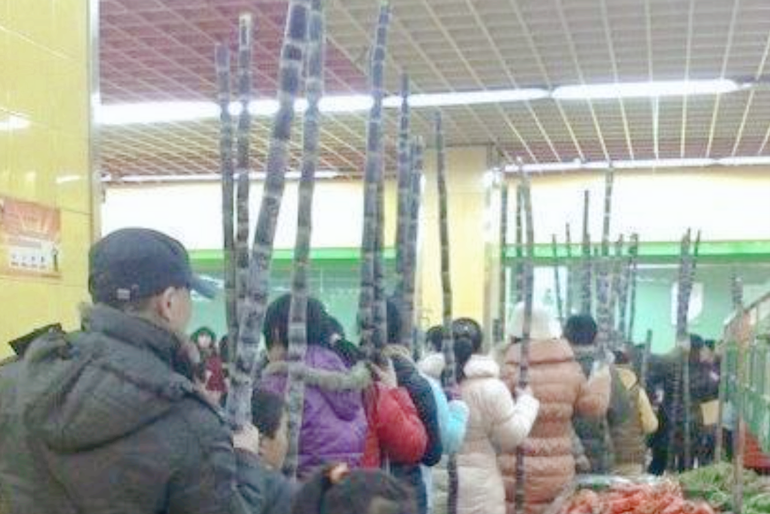 南方水果价格集体下跌，6类水果价格跌破2元/斤，苹果瑟瑟发抖